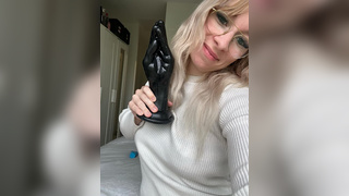 ASS SEX FISTING WITH A LARGE TOY!! (Pain, hard)