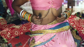 Indian bride apne man se pehla baar sari me suhaagrat mana ke lund ka pani chut me dali.desi village housewife's viral Hindi sex sex tape