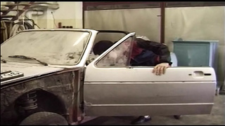 Car mechanic enormous booty fucking...sperm in mouth