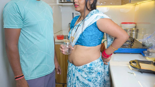 Jizz Donate- Neighbor aunty took out spunk from my Lund in a box for her daughter-in-law, She gave me attractive Bj in Saree.