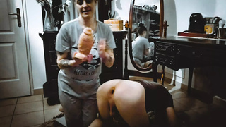 Mistress fisting submissive femdom