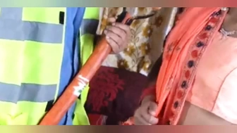Special day for labor he had sex with her favorite bhabhi Clear Hindi voice