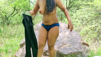 Desi Skank Full Naked Poked In Jungle