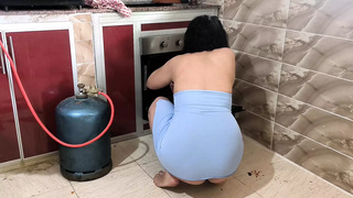 Egyptian sex in the kitchen with her fiance